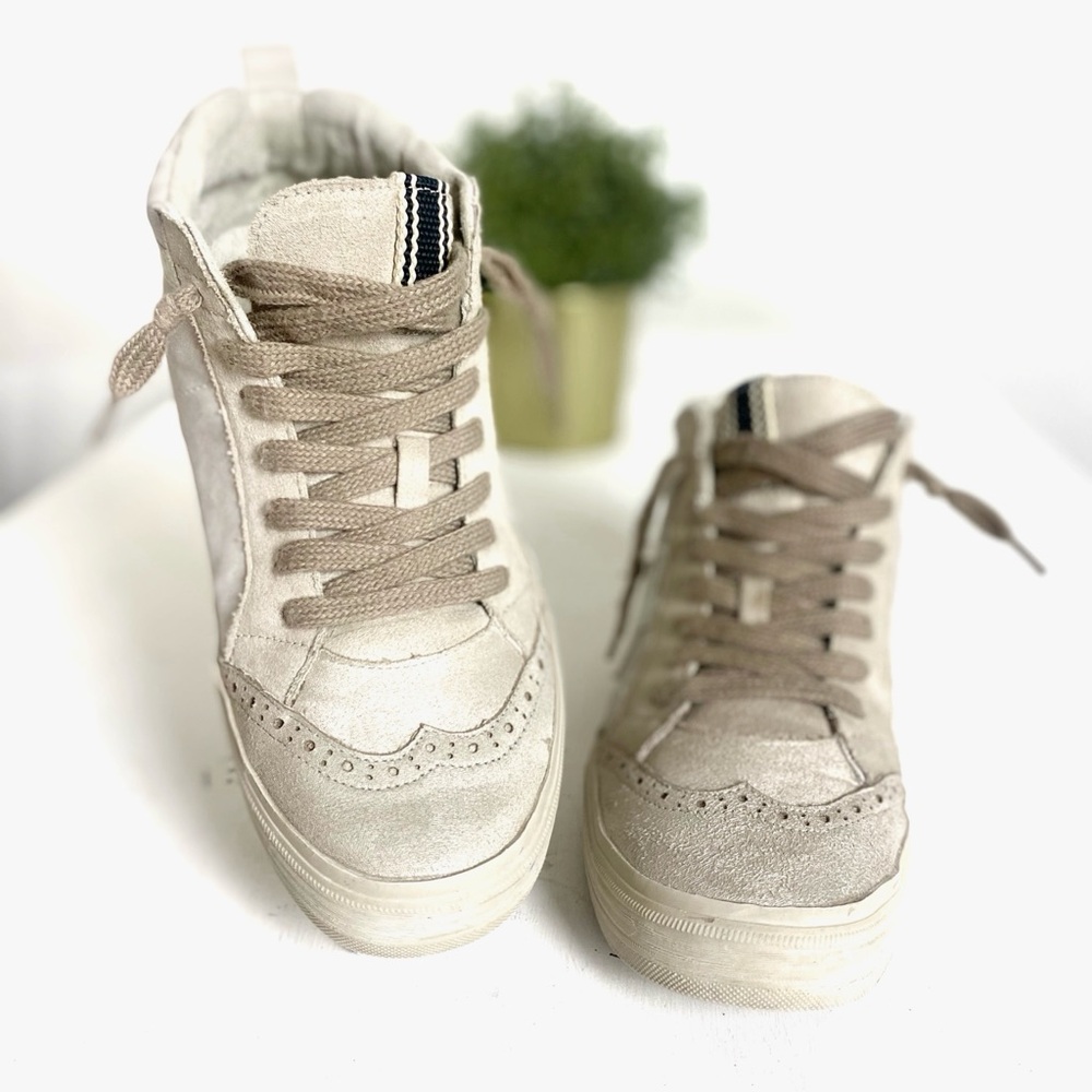 Shu Shop Serena Beige High-Top Sneakers with Star Detail Size 7